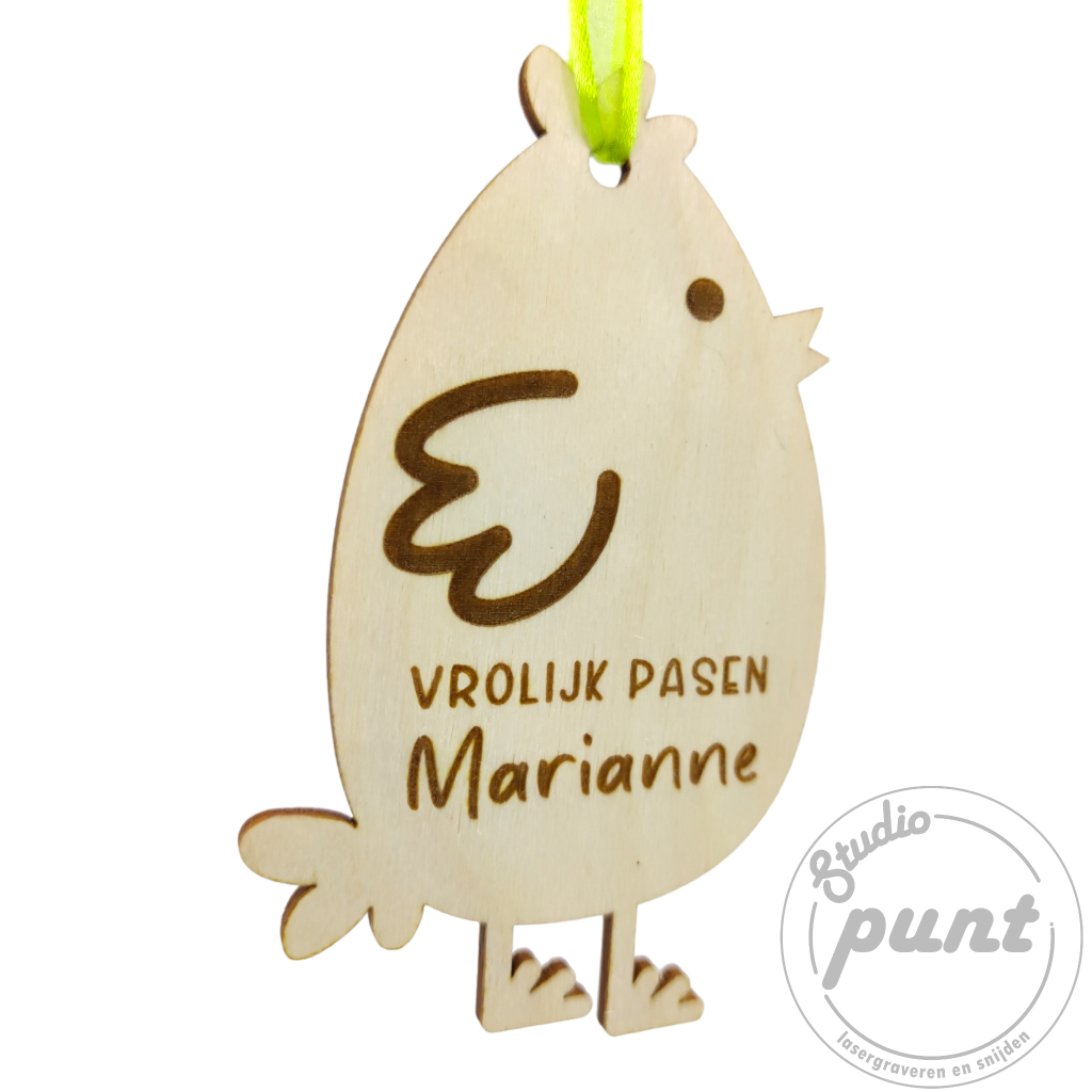 Gepersonaliseerde houten pasen funny kip hanger - Studio Punt