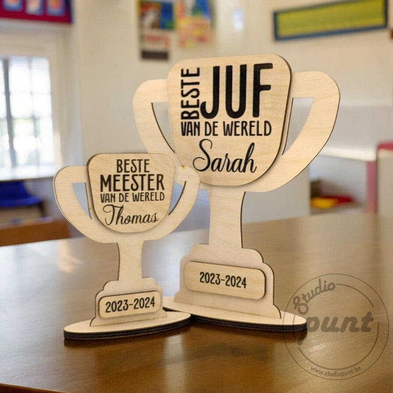 Bedankt juf en meester - gepersonaliseerde houten trofeeën en awards - origineel einde schooljaar cadeau - Studio Punt