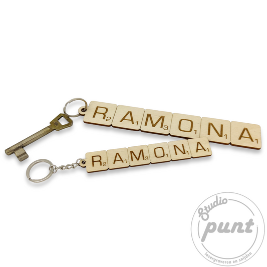 MEGA sleutelhanger 6 Letters + GRATIS standaard sleutelhanger