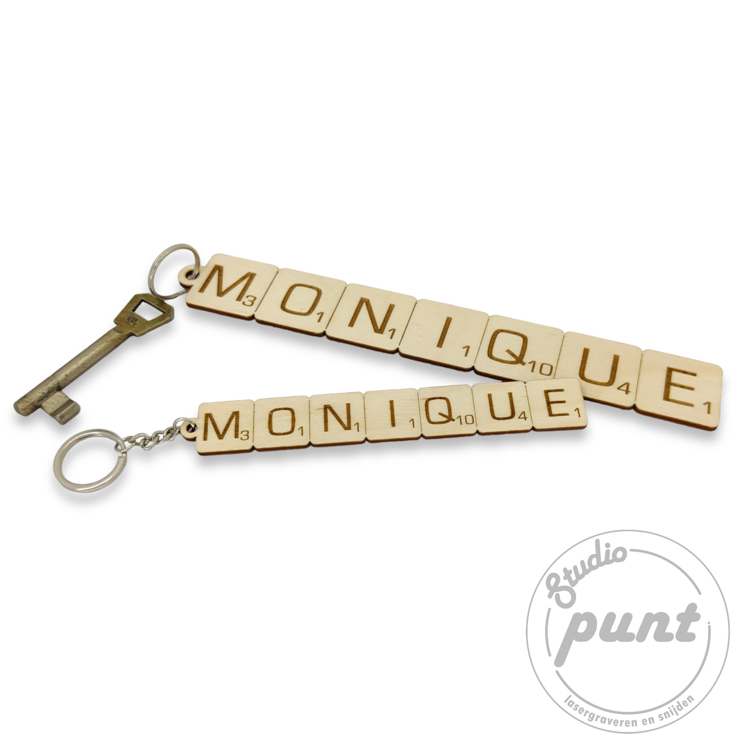 MEGA sleutelhanger 7 Letters + GRATIS standaard sleutelhanger